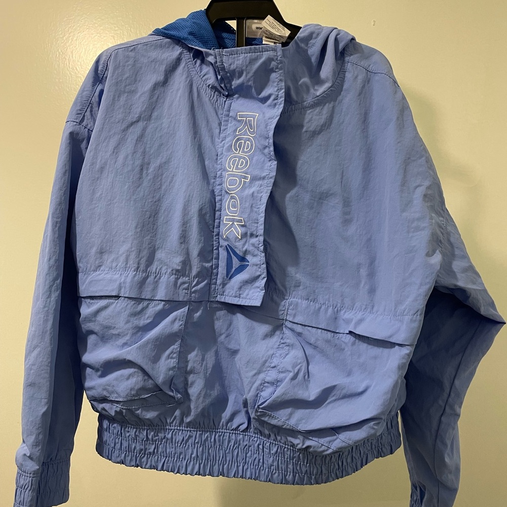 🛼🛼Reebok Periwinkle Hooded windbreaker jacket for girls size 5 🛼🛼